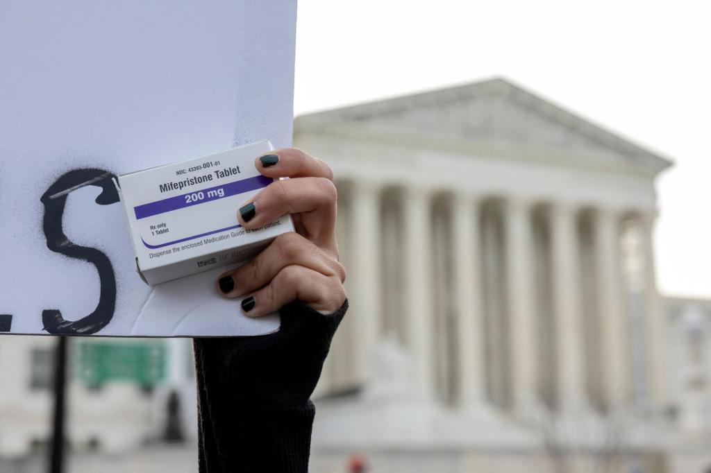 What to know about a Texas bill to let residents sue out
