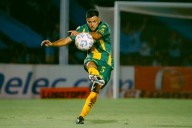 Estudiantes y Aldosivi ya juegan en La Plata