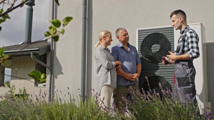 Gran oportunidad para las empresas instaladoras de Extremadura: ¿por qué trabajar solas si pueden crecer con su propia energética?