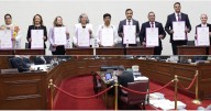 De entrega de bastón de mando a "purificación", así se perfila el primer día de la Corte