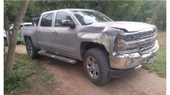 Un hombre chocó dos patrullas en Huehuetlán después de una riña