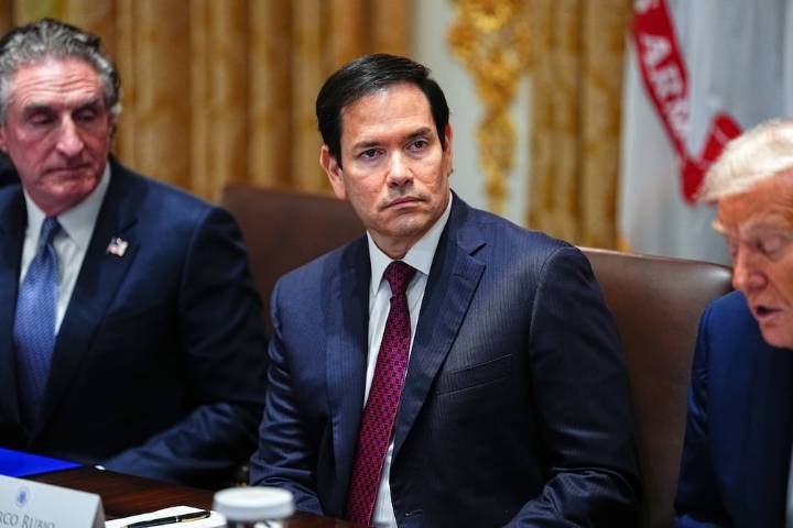 Visita de Marco Rubio a Ecuador ‘es un mensaje fuerte en la región’: así ha sido la relación del funcionario de Donald Trump con el país