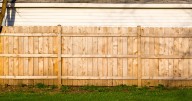 Fence row sees woman branded 'selfish' by entitled neighbour
