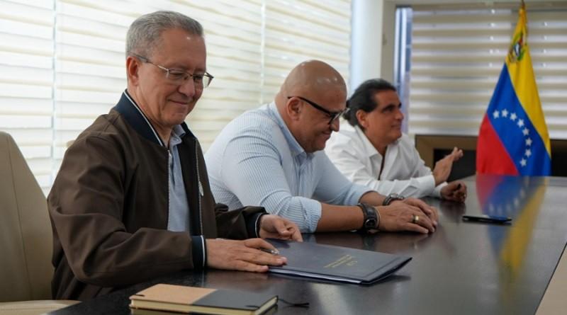 Gobierno nacional firma alianza estratégica con planta avícola en el Zulia