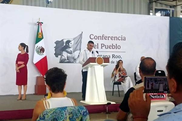 Interrumpe ruido de helicóptero mañanera de CSP