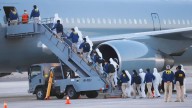 Van 812 personas este año: Migraciones expulsa a 65 extranjeros hacia Colombia y República Dominicana