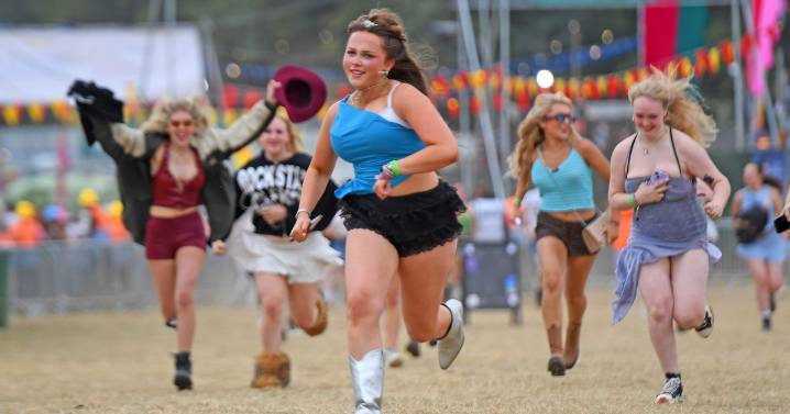 20 amazing Leeds Festival 2025 photos of fans arriving early at Bramham Park ahead of Chappell Roan and Hozier headlining
