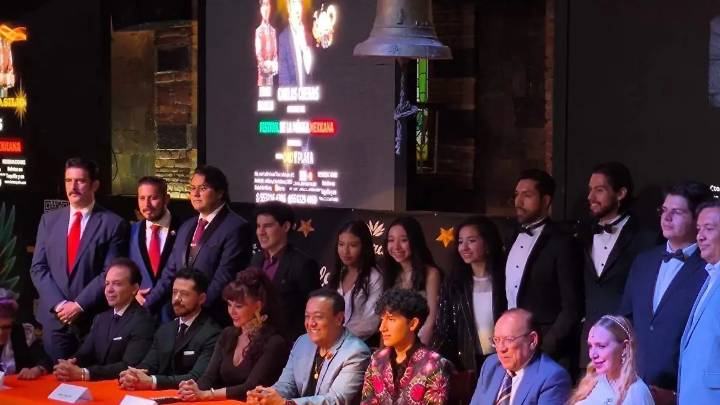 Tenor de Acámbaro abrirá concierto del rey del bolero Carlos Cuevas