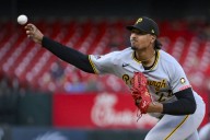 Deadspin | Improving Pirates chase series win vs. Red Sox