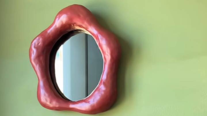 Join The Squiggly Mirror Trend With A Tin Foil And IKEA Hack
