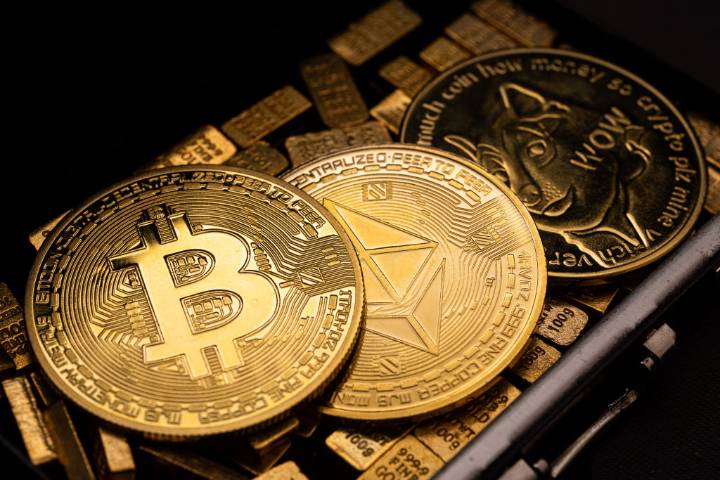 Crypto Market Sees Decline as Bitcoin Supply Shrinks Amid Long