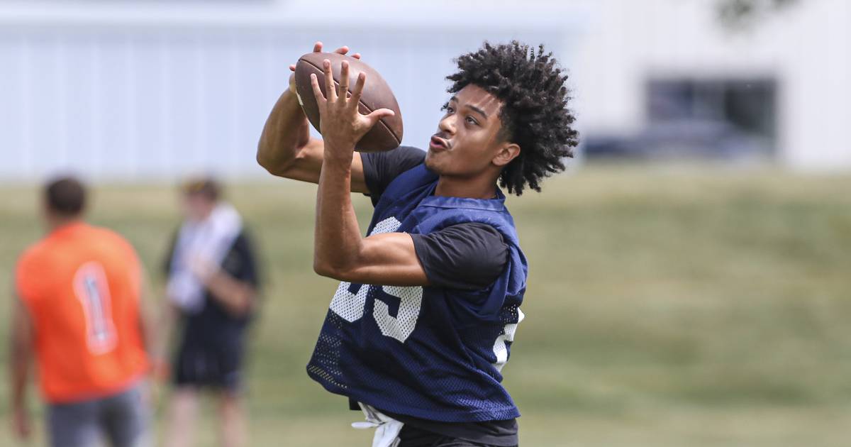 Oswego track star Dontrell Young sticks with football, set for return to field