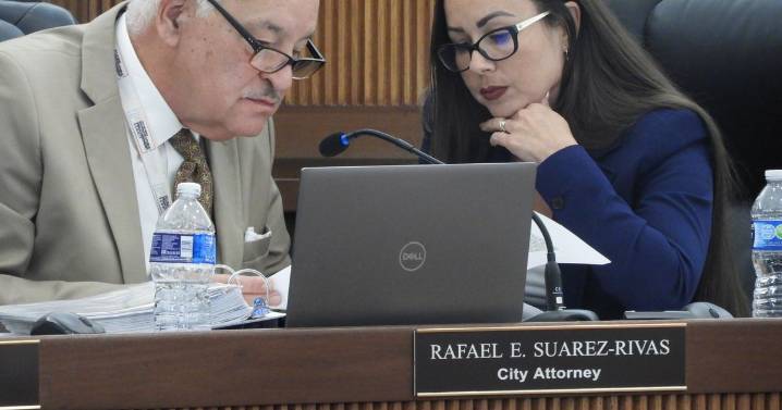 Hialeah anticipa subida en factura de agua y busca eliminar pensiones aprobadas en marzo
