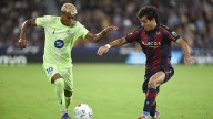 El Barça sufre hasta el final para remontarle al Levante (2