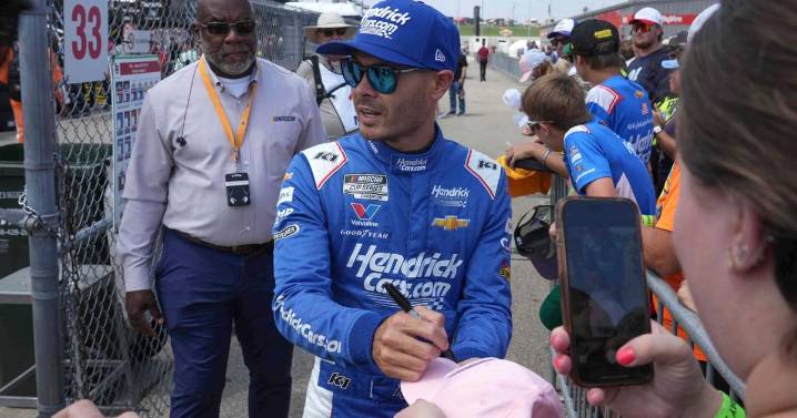 NASCAR's playoffs begin with no clear favorite, Larson as top seed, Reddick happy just to make field
