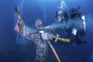 Italian divers water-blast the popular underwater statue of Christ off Portofino – Winnipeg Free Press