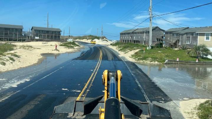 NC Highway 12 remains open as Outer Banks braces for Hurricane Erin