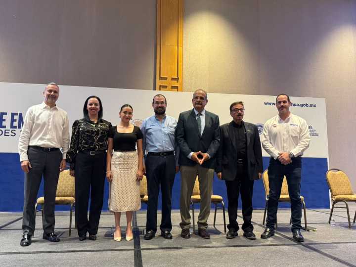 Asistieron más de 2 mil chihuahuenses a la Feria de Empleo de las Juventudes