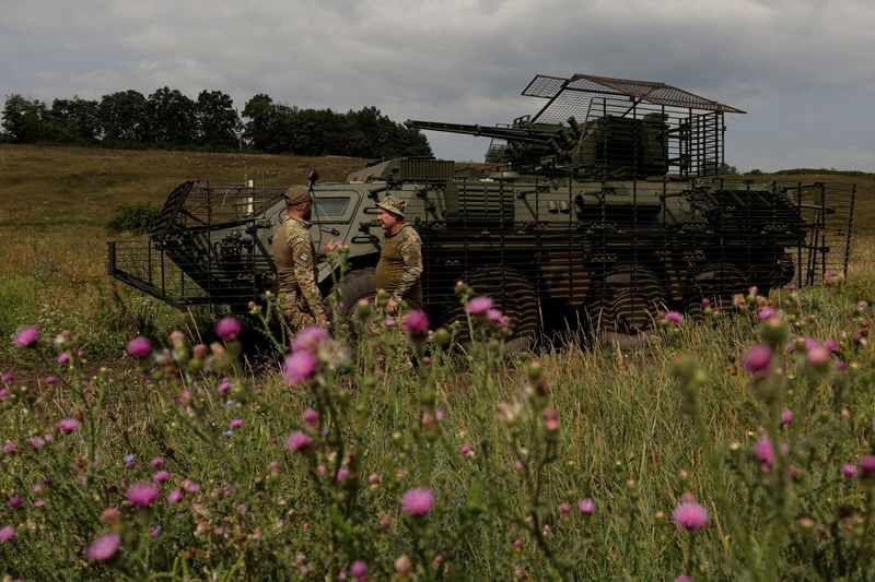 EU leaders say Ukraine should have freedom to decide its future