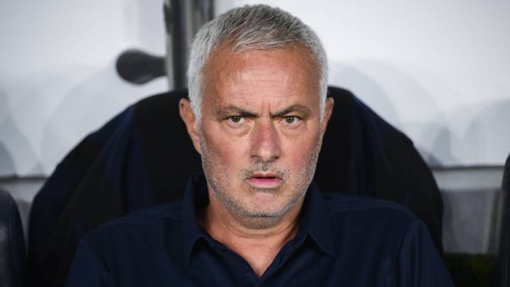 Jose Mourinho sacked by Fenerbahce after Champions League failure