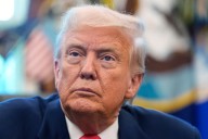 Desaprobación de Trump fuera de Estados Unidos cae a nivel más bajo tras guerra arancelaria