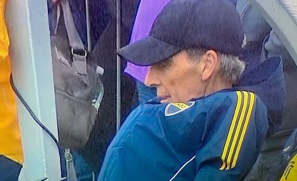 La imagen de Miguel Ángel Russo en Aldosivi-Boca: ¿Se durmió durante el partido?