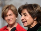 Paula Daza, vocera de Matthei: "La encuesta de verdad es el 16 de noviembre"