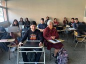 Concepción: La emotiva historia de un estudiante no vidente, a poco de recibirse y con la ayuda de su madre