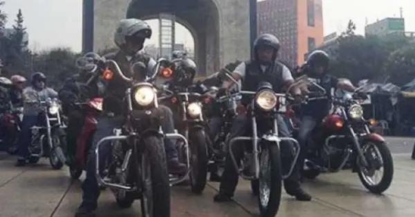Legisladores va por regulación para cascos de motociclistas