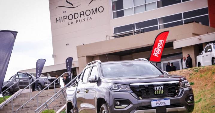 Familia Parra lanzó en San Luis la nueva FIAT Titano con fiesta, premios y confianza