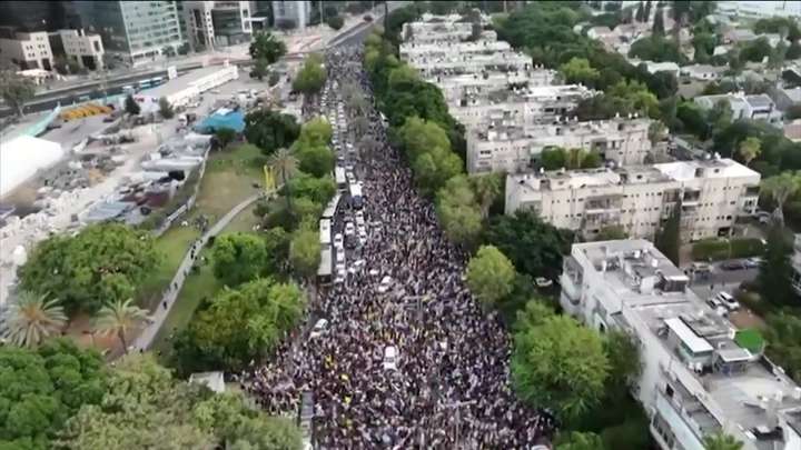 Israel’s growing frustration over the war in Gaza erupts in nationwide protests