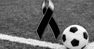 Murió un jugador veterano en pleno partido: se descompensó en la cancha