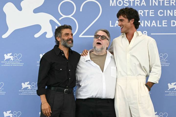 Guillermo del Toro presenta en Venecia un Frankenstein emotivo y personal