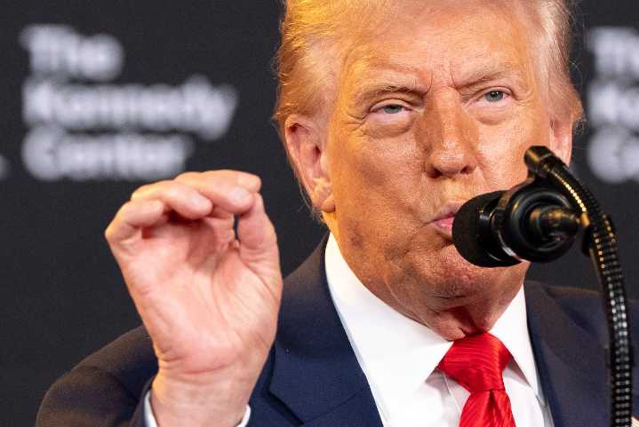Country music legend praised by Donald Trump: ‘Good looking guy’