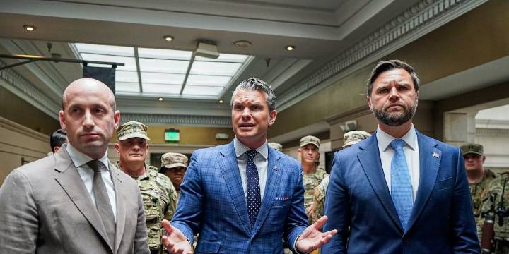 Top White House officials turn to public appearances with troops as a tense Washington watches