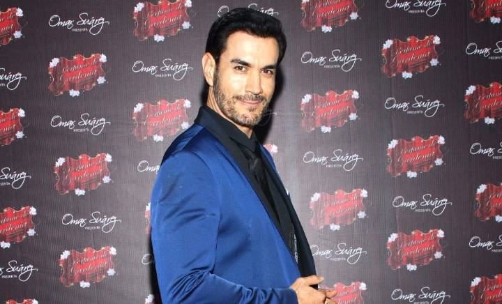 David Zepeda no es el protagonista en “Los hilos del pasado”, sino un sacerdote: el actor cuenta su experiencia
