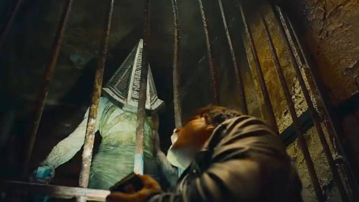 Pyramid Head Welcomes You in RETURN TO SILENT HILL's Frantic Trailer