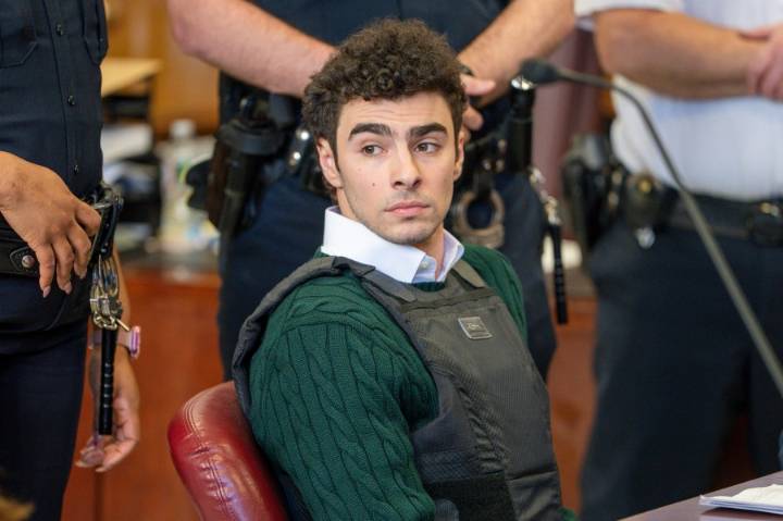 Luigi Mangione's attorney continues to push for in-person Pennsylvania court appearances