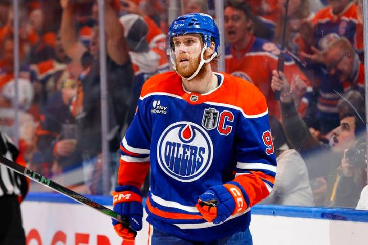 Oilers F Connor McDavid doesn’t want to rush contract talks