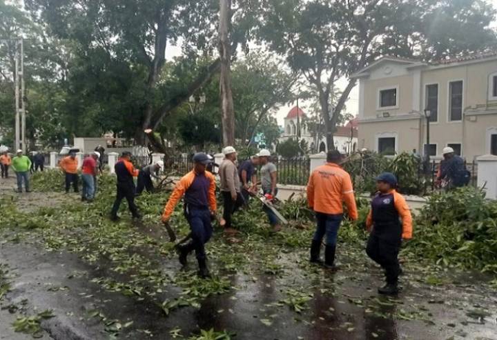 Lluvias con vientos huracanados causaron estragos en viviendas de Maturín y gobernación de Monagas
