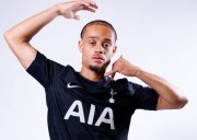 El Tottenham ficha a Xavi Simons por 60 millones
