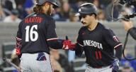 Gasper hits tying homer in 9th, Wallner adds winning blast as Twins rally to beat Blue Jays 7