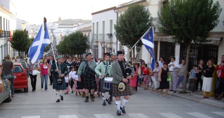 The Spanish town that becomes Scotland for a few days to honour heroic warrior