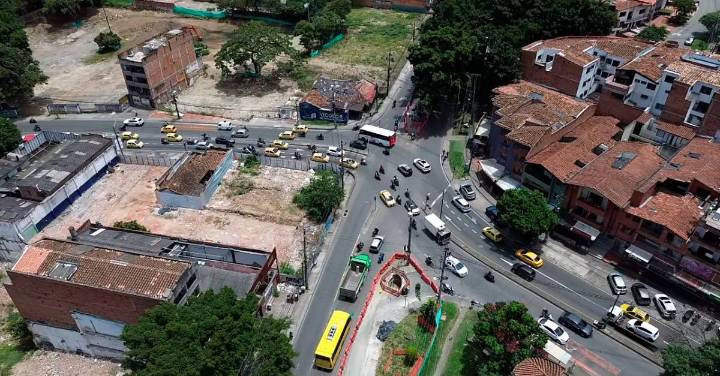 Medellín se echa al hombro tres obras claves para metro de la 80