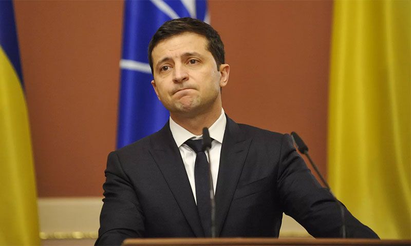 En el día de la bandera, Volodimir Zelensky reiteró que Ucrania no entregará su tierra a Rusia