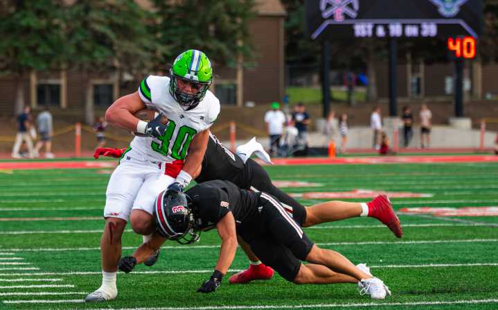 Miners football falls in close battle to reigning 3A champion Morgan
