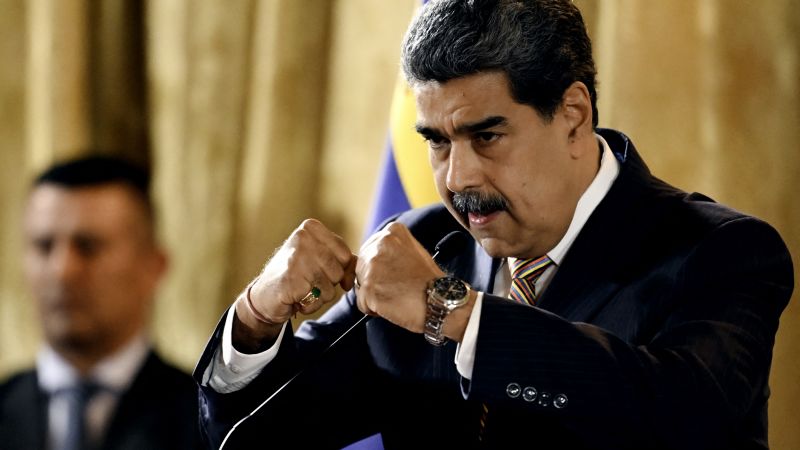 Maduro asegura que Venezuela está recibiendo “solidaridad mundial” en medio de tensiones militares con EE.UU.