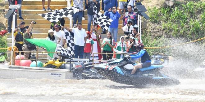 Con la Carrera Motonáutica ’50 Leguas del Grijalva’ Tabasco demostró que está en el camino del desarrollo, destaca Javier May al cierre del segundo día de competiciones