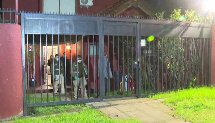 Registran violento asalto en Peñalolén: delincuentes robaron especies avaluadas en $150 millones