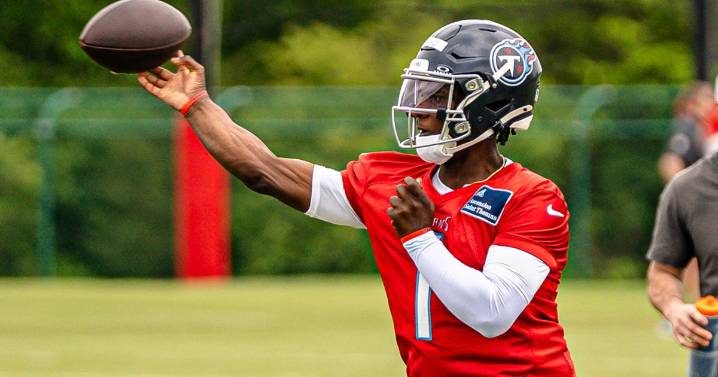 Titans' Cam Ward wants to show chemistry, development in preseason opener